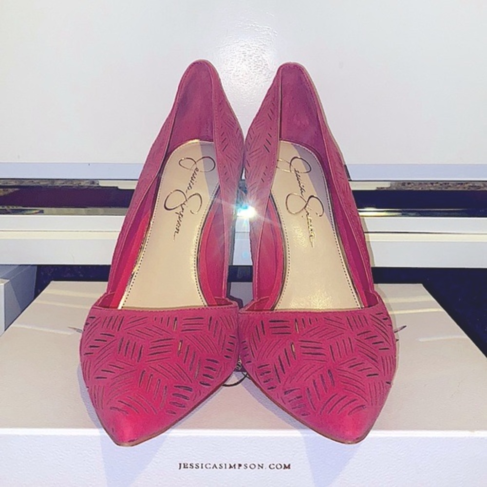 Jessica Simpson Rose Pink Laser-Cut Pointed Stiletto Pumps - Picture 2 of 6